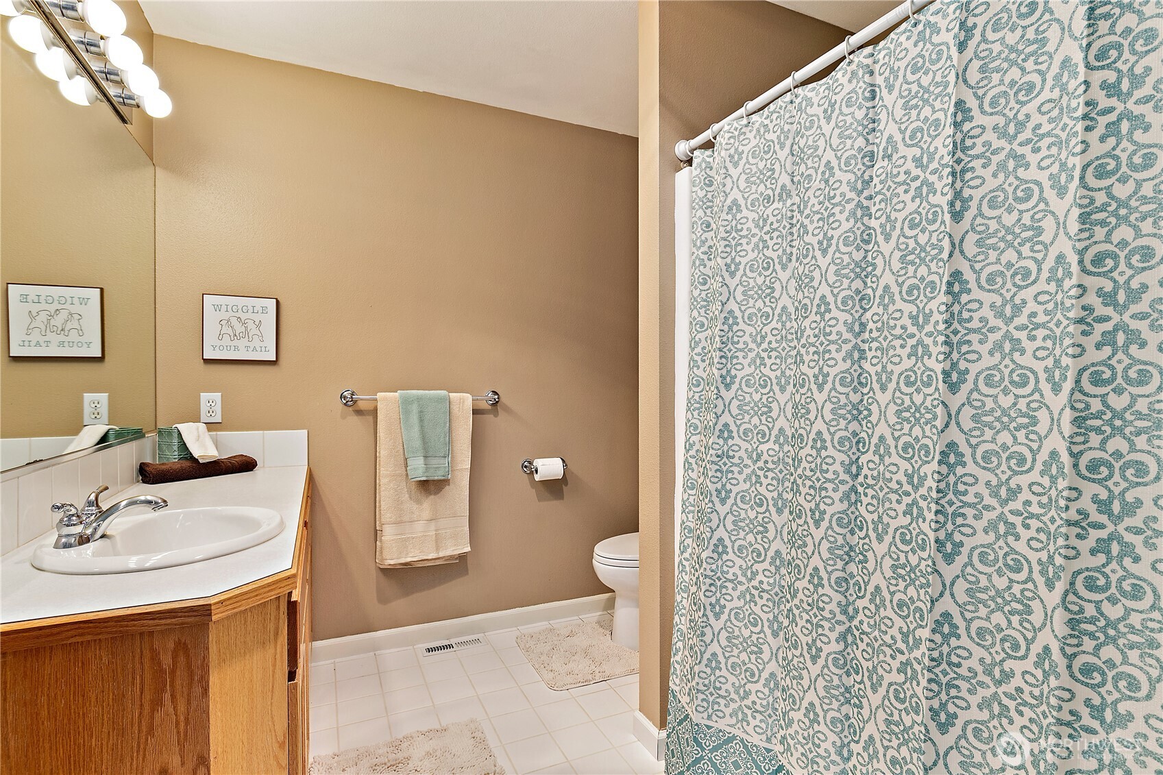 15827 33rd Avenue Ct E Tacoma WA 98446