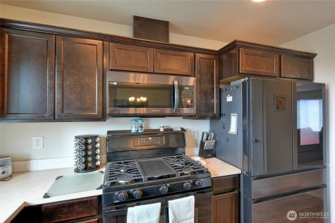 4334 69th Avenue NE Marysville WA 98270