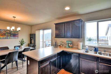 4334 69th Avenue NE Marysville WA 98270