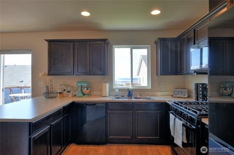 4334 69th Avenue NE Marysville WA 98270