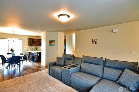 4334 69th Avenue NE Marysville WA 98270
