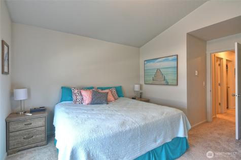 4334 69th Avenue NE Marysville WA 98270