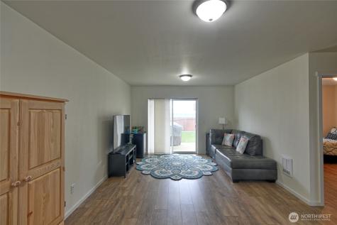 4334 69th Avenue NE Marysville WA 98270