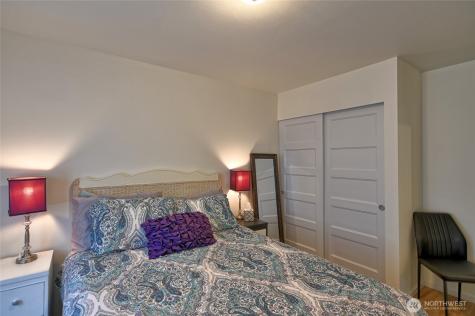 4334 69th Avenue NE Marysville WA 98270