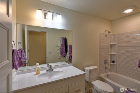 4334 69th Avenue NE Marysville WA 98270