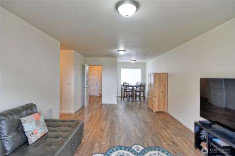 4334 69th Avenue NE Marysville WA 98270
