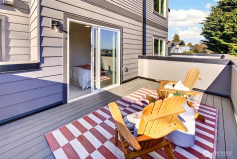 2851 NW 70th Street Seattle WA 98117