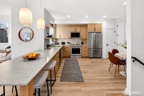 2851 NW 70th Street Seattle WA 98117