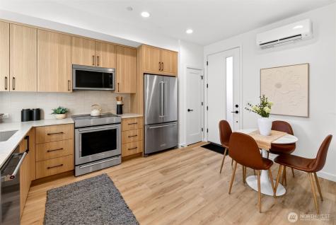 2851 NW 70th Street Seattle WA 98117