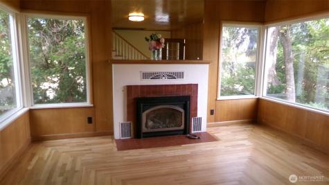 1555 Swartout Road Manson WA 98831