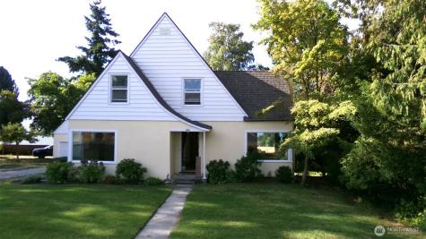 1555 Swartout Road Manson WA 98831