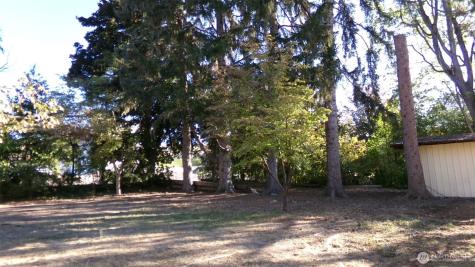 1555 Swartout Road Manson WA 98831