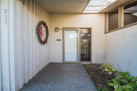 803 E Lark Avenue Moses Lake WA 98837