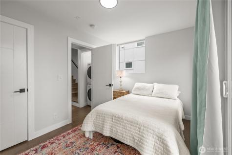 2318 15th Avenue S Seattle WA 98144