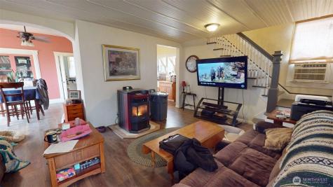 10 Bighorn Drive Loomis WA 98827