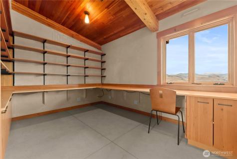 99 Hilltop Drive Winthrop WA 98862