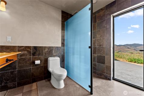 99 Hilltop Drive Winthrop WA 98862