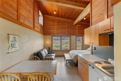 99 Hilltop Drive Winthrop WA 98862