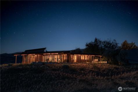 99 Hilltop Drive Winthrop WA 98862