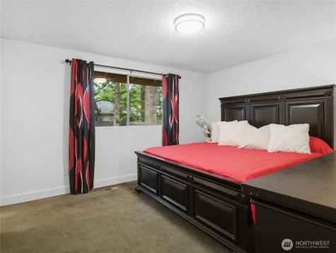 26223 189th Place SE Covington WA 98042