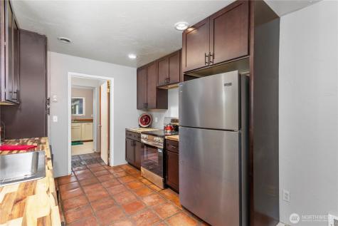 295 Kangas Road Toledo WA 98591