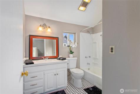 295 Kangas Road Toledo WA 98591