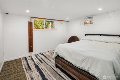 6016 44th Avenue SW Seattle WA 98136
