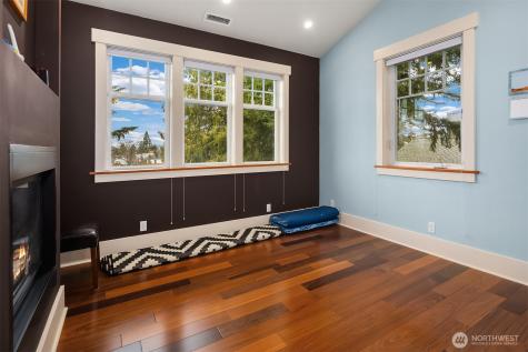 6016 44th Avenue SW Seattle WA 98136