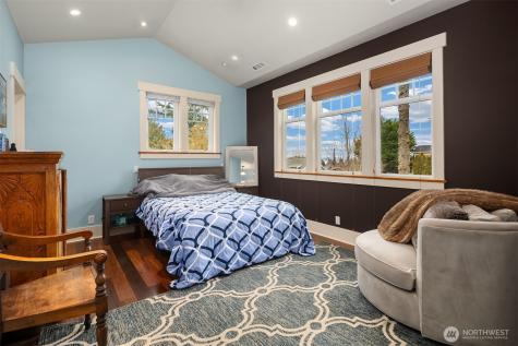 6016 44th Avenue SW Seattle WA 98136