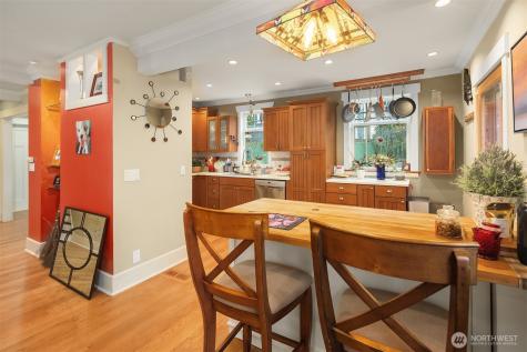 6016 44th Avenue SW Seattle WA 98136