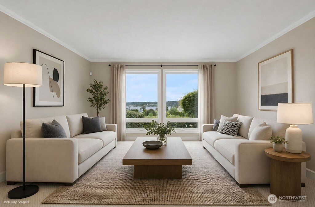 654 9th Court Fox Island WA 98333