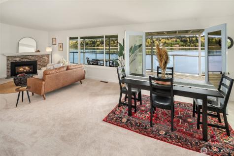 9139 SW Bayview Drive Vashon WA 98070