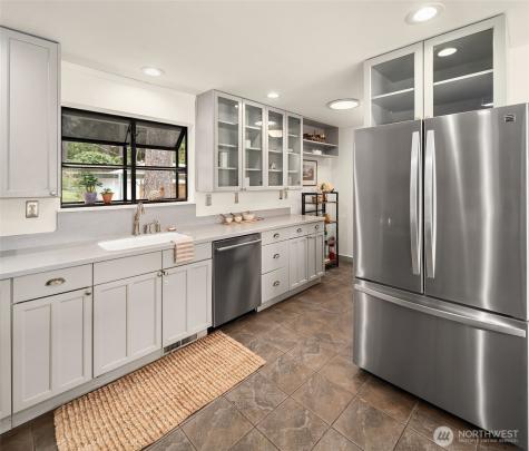 9139 SW Bayview Drive Vashon WA 98070