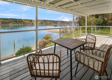 9139 SW Bayview Drive Vashon WA 98070