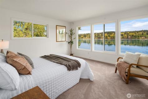9139 SW Bayview Drive Vashon WA 98070