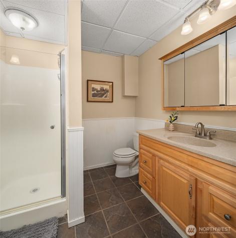 9139 SW Bayview Drive Vashon WA 98070