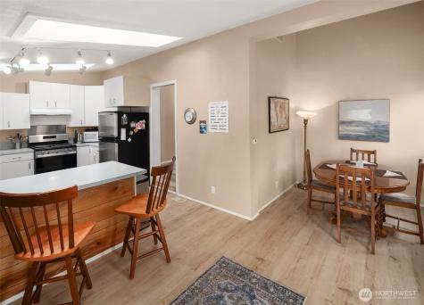9139 SW Bayview Drive Vashon WA 98070