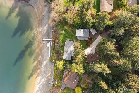 9139 SW Bayview Drive Vashon WA 98070