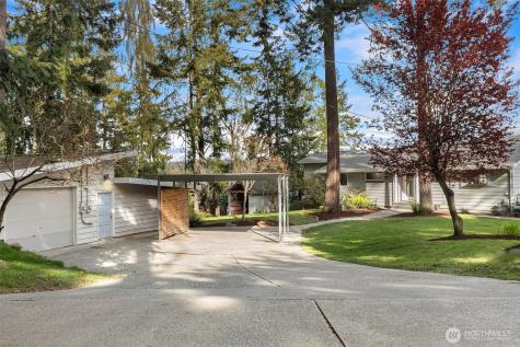 9139 SW Bayview Drive Vashon WA 98070