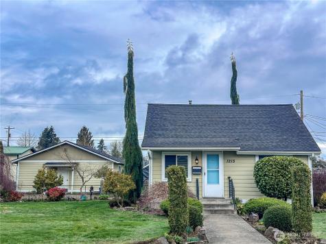 1215 W Plum Street Centralia WA 98531