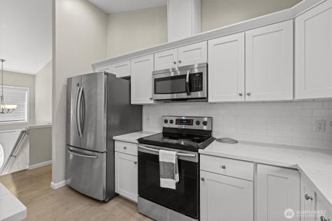 37541 21st Avenue S Federal Way WA 98003