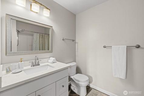 37541 21st Avenue S Federal Way WA 98003