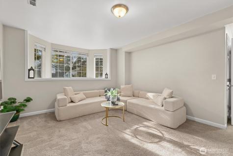 37541 21st Avenue S Federal Way WA 98003