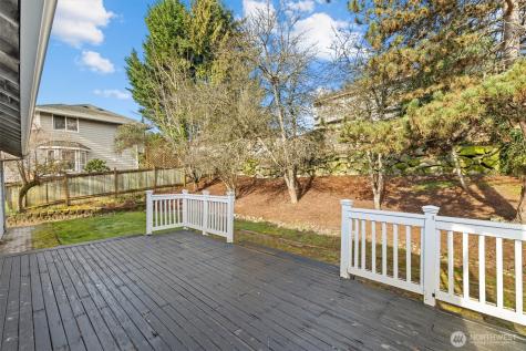 37541 21st Avenue S Federal Way WA 98003