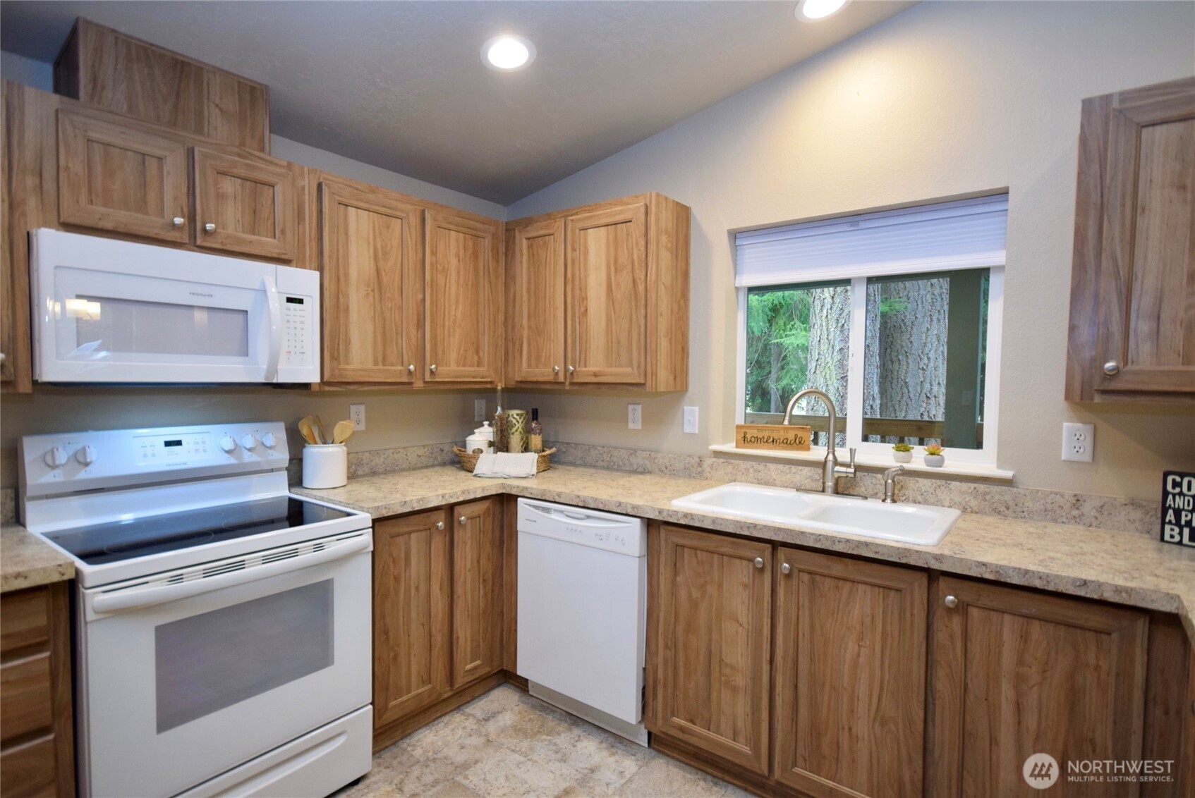 375 W Dungeness Meadows Sequim WA 98382