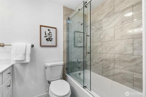 2408 164th Avenue NE Bellevue WA 98008