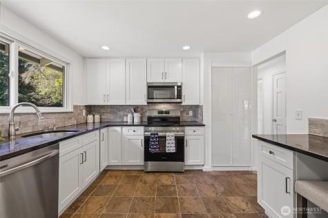 2408 164th Avenue NE Bellevue WA 98008