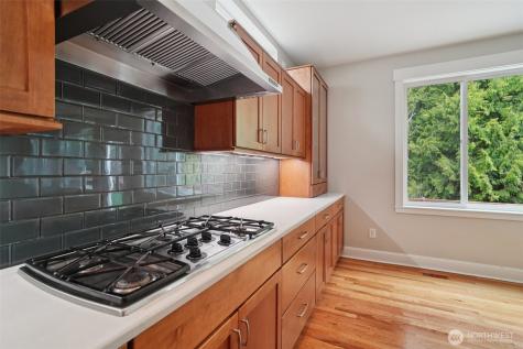 13916 SE 86th Street Newcastle WA 98059
