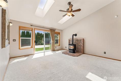 11610 45th Street E Edgewood WA 98372