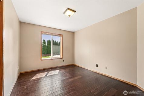 11610 45th Street E Edgewood WA 98372